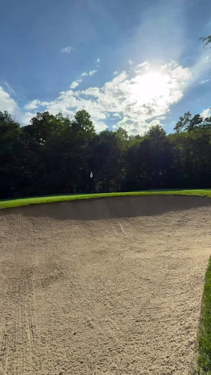 Mastering Bunker Shots: Simple Tips for Success