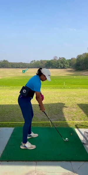 Keeping arms in front of the body with Favourite training aids