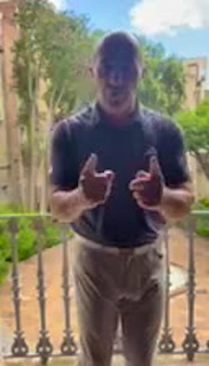 How to Hold a Golf Club: Understanding Individual Grip Styles