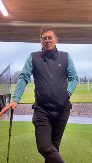 Mastering the Right Arm Fold in Your Golf Swing