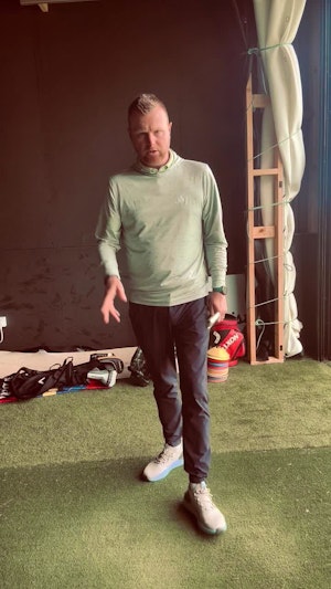 Backswing & Trail Hip Movement