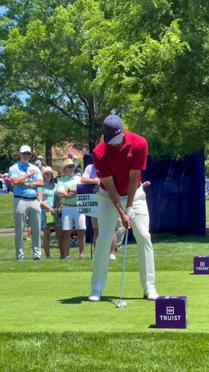 FO - Adam Scott